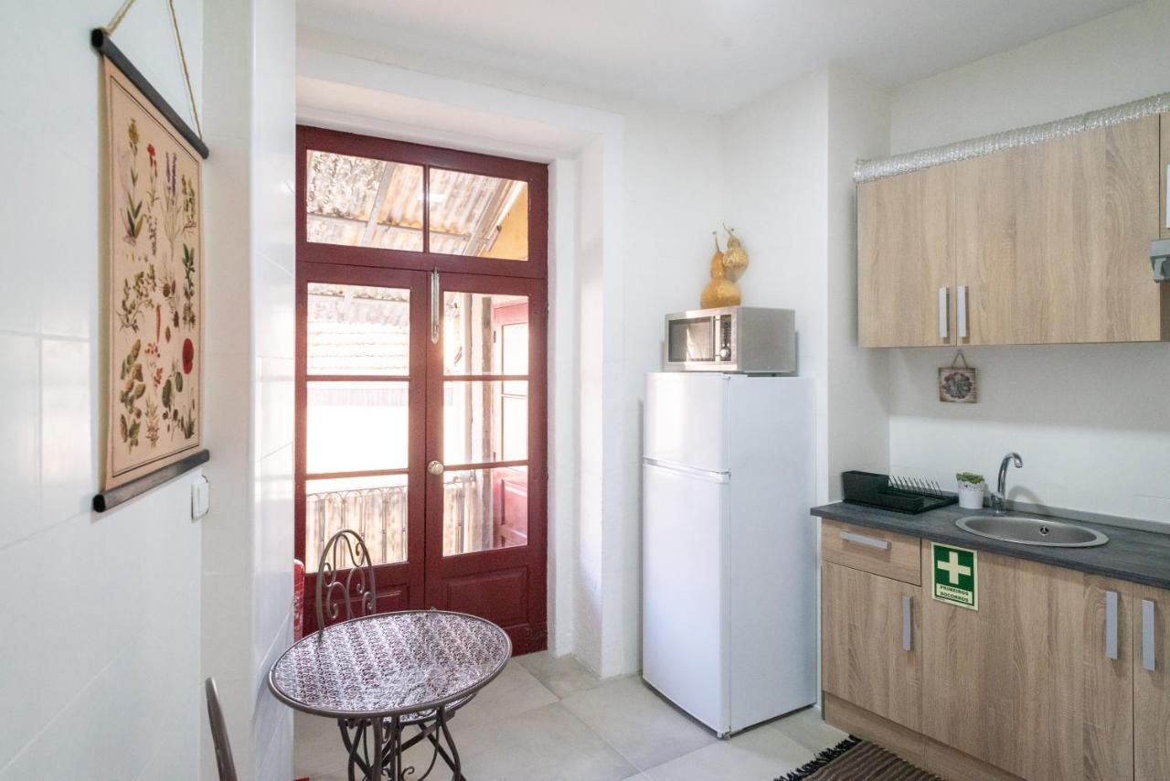 Apartment River House *